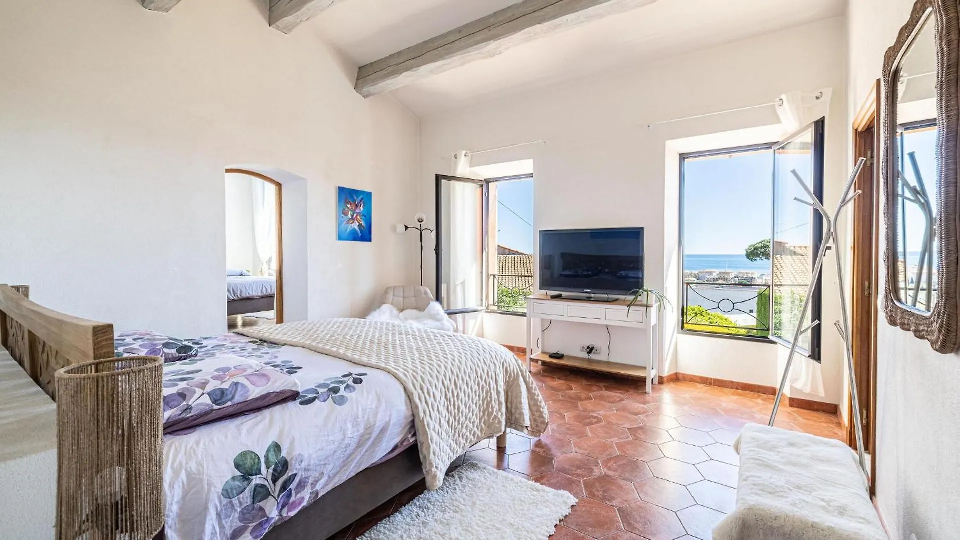 Villa Flore - Panoramic Sea View By Halldis Vallauris